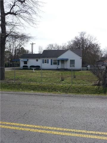 1215 Thompson Pl, Nashville, TN 37217