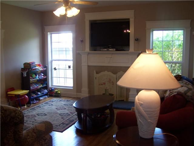 343 Sayre Ln, Murfreesboro, TN 37127