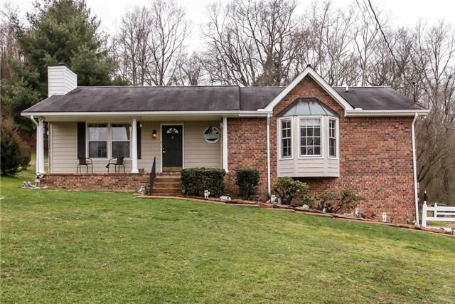 216 Brookhollow Dr, Old Hickory, TN 37138