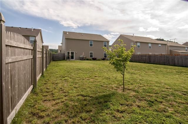 721 Wolfeboro Ln, Nashville, TN 37221
