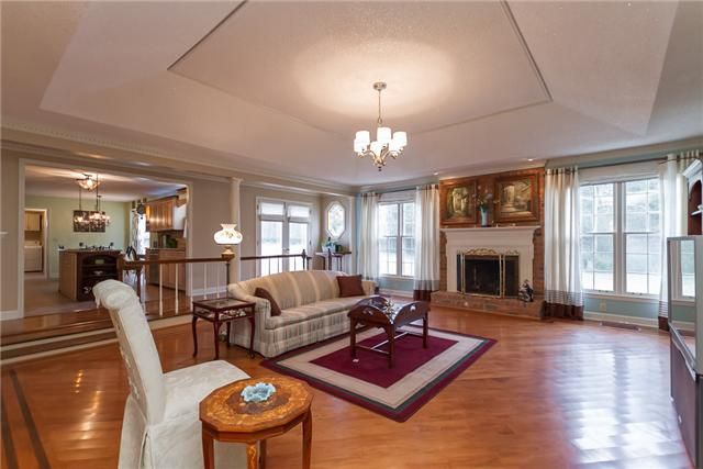1008 Redmond Ct, Nashville, TN 37211