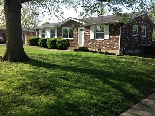 5002 Bonnavista Dr, Hermitage, TN 37076
