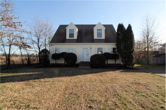 2805 Kaye Dr, Thompsons Station, TN 37179