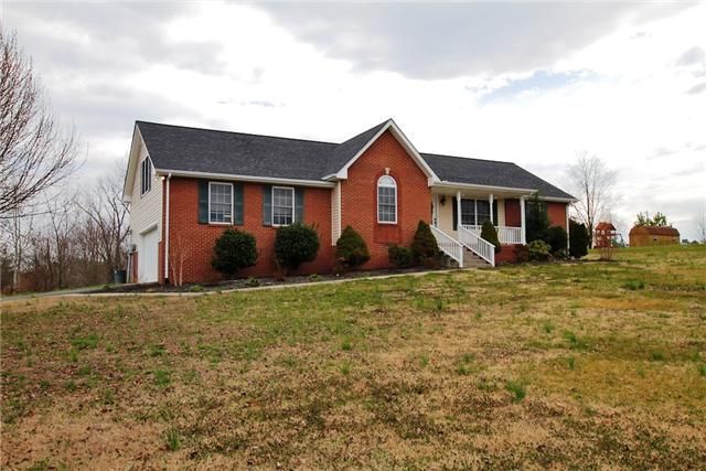 2725 Derby Run Rd, Springfield, TN 37172