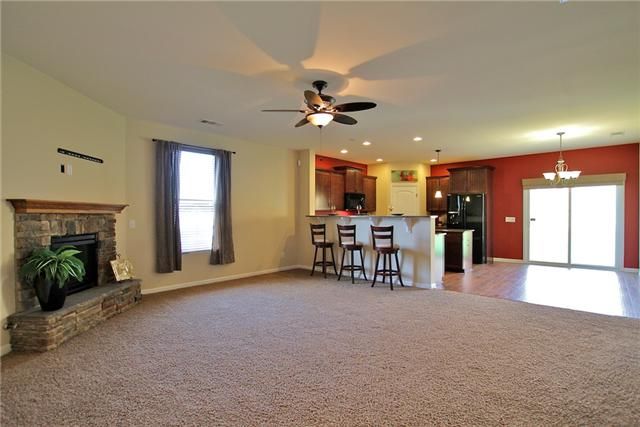 1684 Stonewater Dr, Hermitage, TN 37076