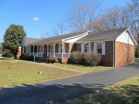 2334 Crown Hill Dr, Murfreesboro, TN 37129
