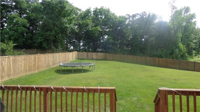 402 Laurel Hills Dr, Mount Juliet, TN 37122