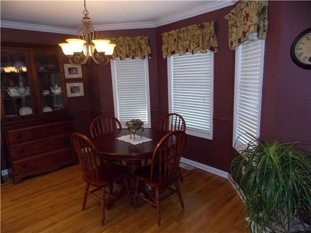 2037 N Amber Dr, Spring Hill, TN 37174