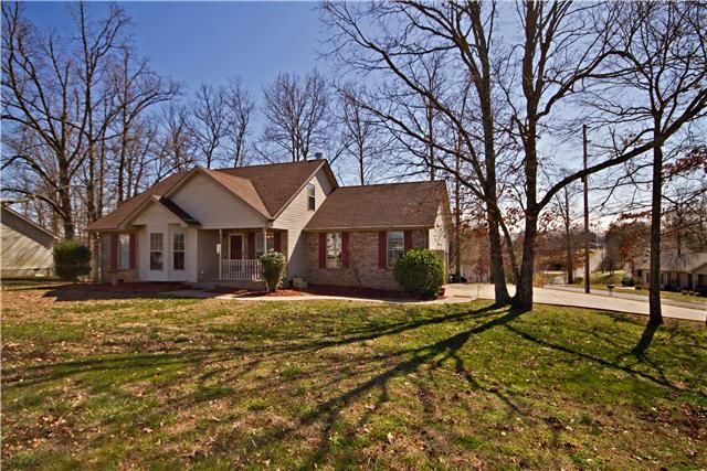309 Forrest Dr, Greenbrier, TN 37073
