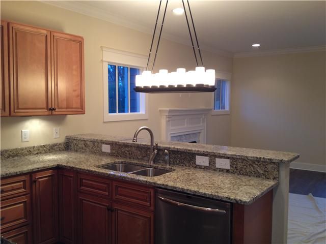 3433B 33rd Ave So, Nashville, TN 37212