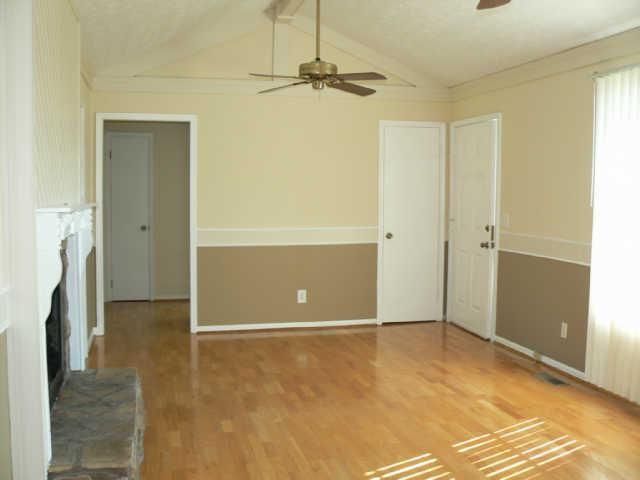 309 Dawn Dr, Gallatin, TN 37066