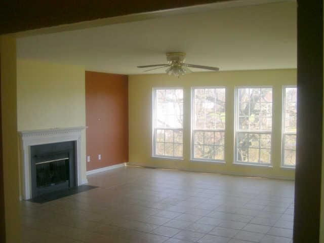 2930 Burtonwood Dr, Spring Hill, TN 37174