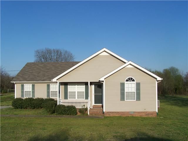 121 Pebble Brook Dr, Murfreesboro, TN 37127