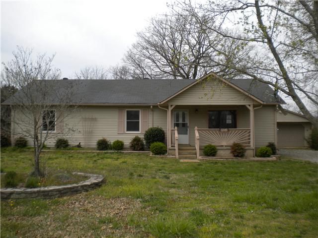 9554 Versailles Rd, Rockvale, TN 37153