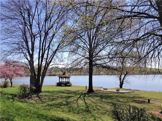 111 Clearview Cir, Hendersonville, TN 37075