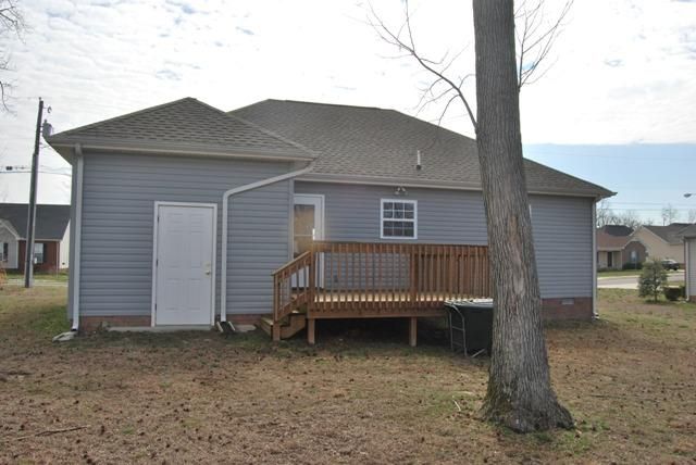230 Clydesdale Ln, Springfield, TN 37172