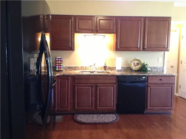 499 Ridgeview Dr, Mount Juliet, TN 37122