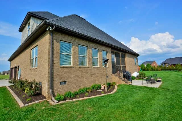 5008 General Eisenhower Dr, Murfreesboro, TN 37129