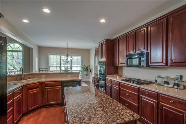204 Gardenridge Dr, Franklin, TN 37069