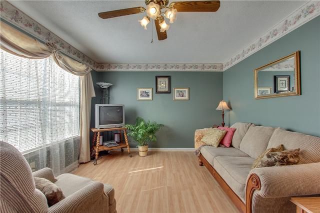 1107 N Lakeshore Dr, Murfreesboro, TN 37130