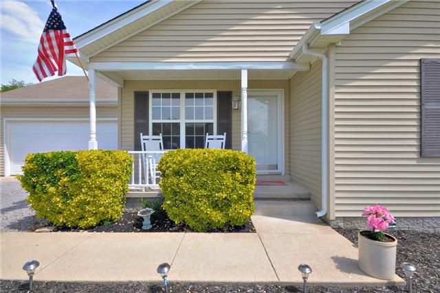215 Hayden Ct, Murfreesboro, TN 37129