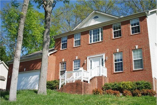 3721 Henricks Hill Dr, Smyrna, TN 37167