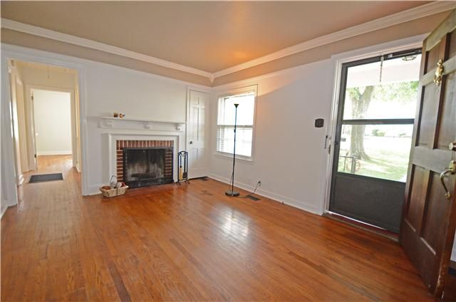 1010 Grantland Ave, Murfreesboro, TN 37129