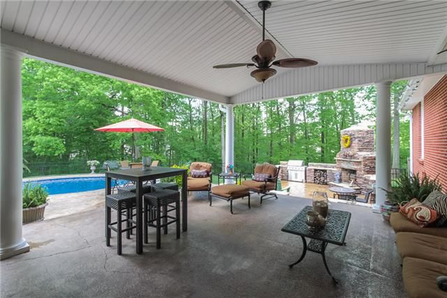 1001 Mayes Dr, Greenbrier, TN 37073