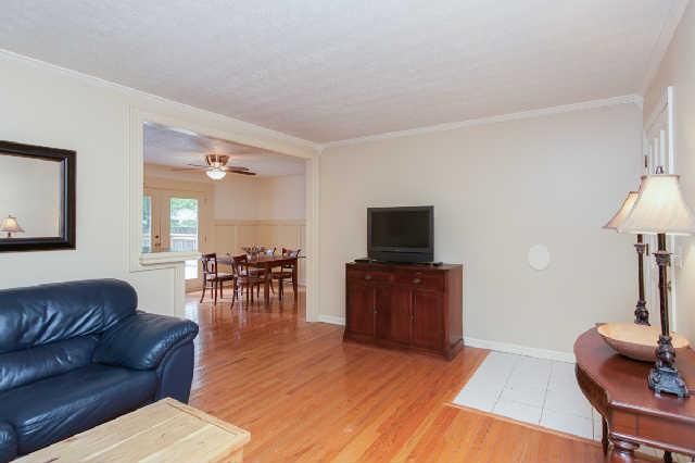 8044 Regency Dr, Nashville, TN 37221