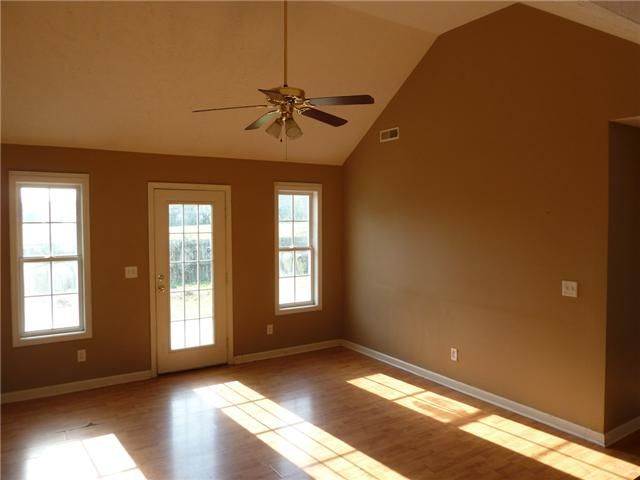 9004 Nevada Ave, Smyrna, TN 37167