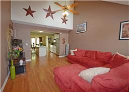 2725 Painted Pony Dr, Murfreesboro, TN 37128