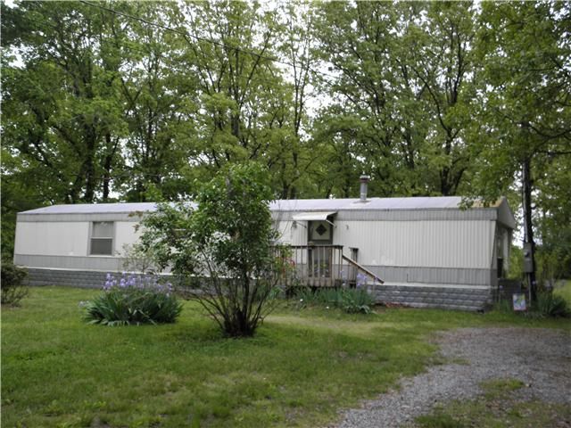 3840 Highway 47 E, Burns, TN 37029