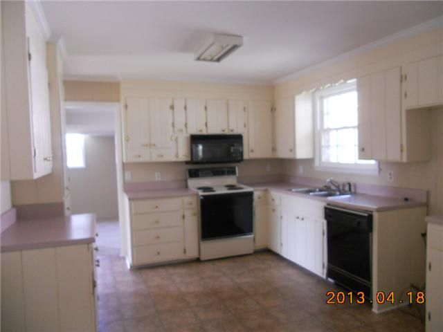 105 Riverwood Dr, Hendersonville, TN 37075