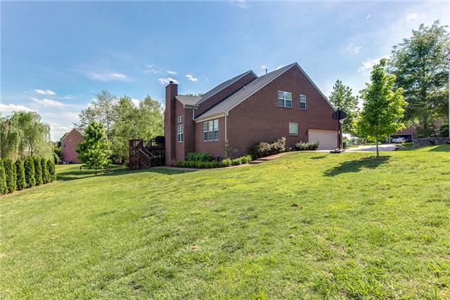 201 Benmore Dr, Franklin, TN 37064