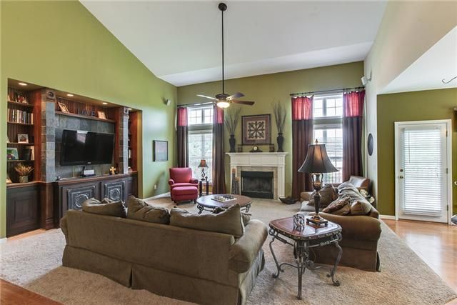 201 Benmore Dr, Franklin, TN 37064
