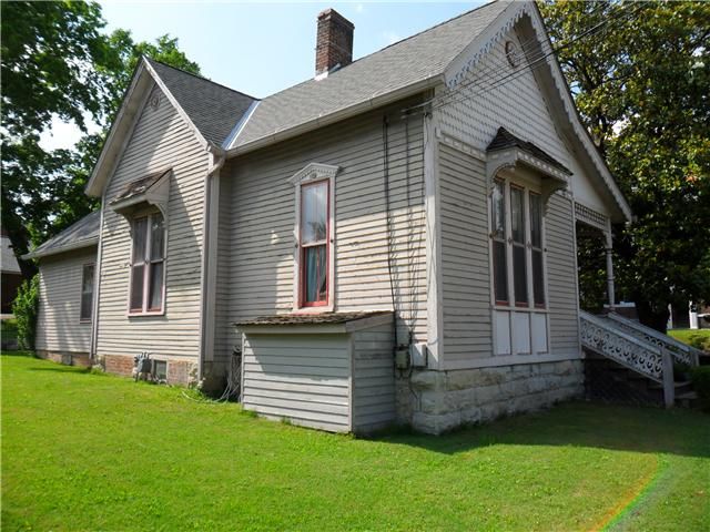 806 Walker St, Columbia, TN 38401