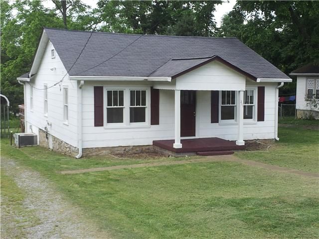 211 Due West Ave E, Madison, TN 37115