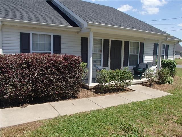 1504 Destiny Dr, Murfreesboro, TN 37130
