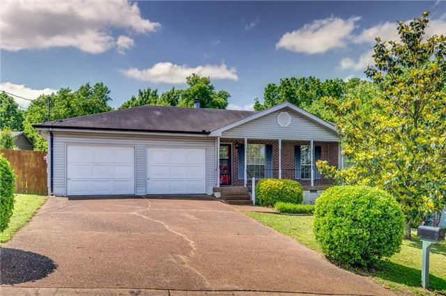 243 Ash Grove Dr, Nashville, TN 37211