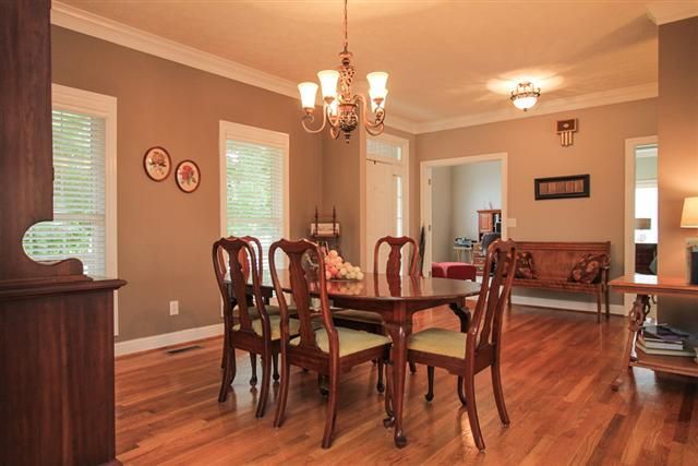1011 Willow Park Cir, Hendersonville, TN 37075
