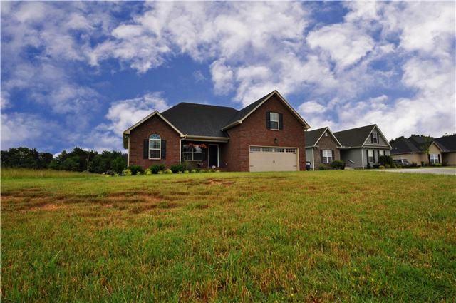 1069 Pusher Pl, Rockvale, TN 37153