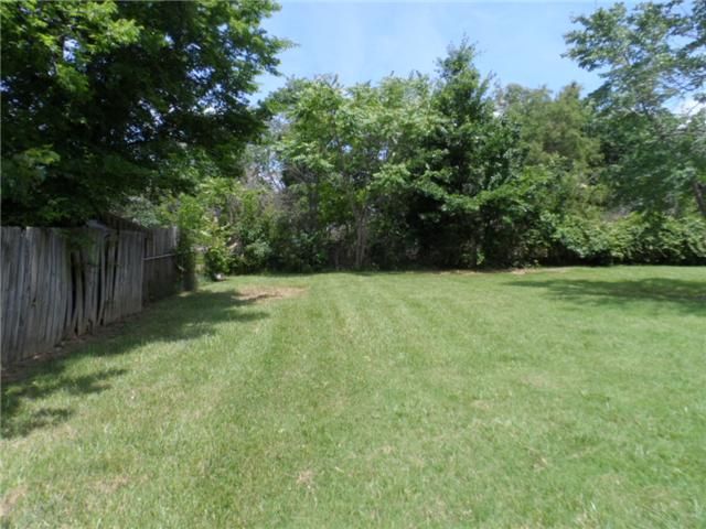 242 Township Dr, Hendersonville, TN 37075