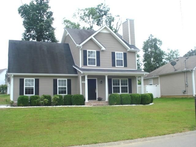 801 General Barksdale Dr, Smyrna, TN 37167