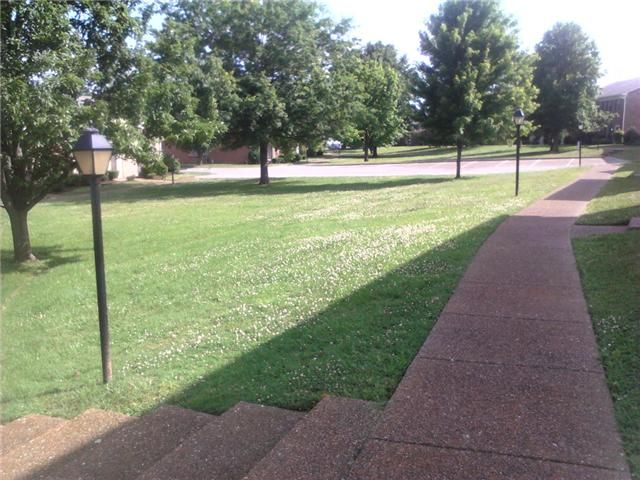742 Gen George Patton Rd, Nashville, TN 37221