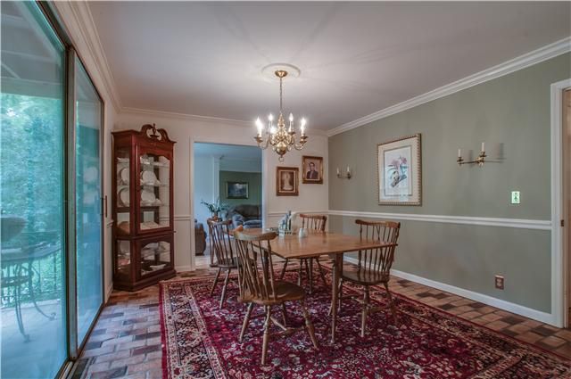 2056 Timberwood Dr, Nashville, TN 37215