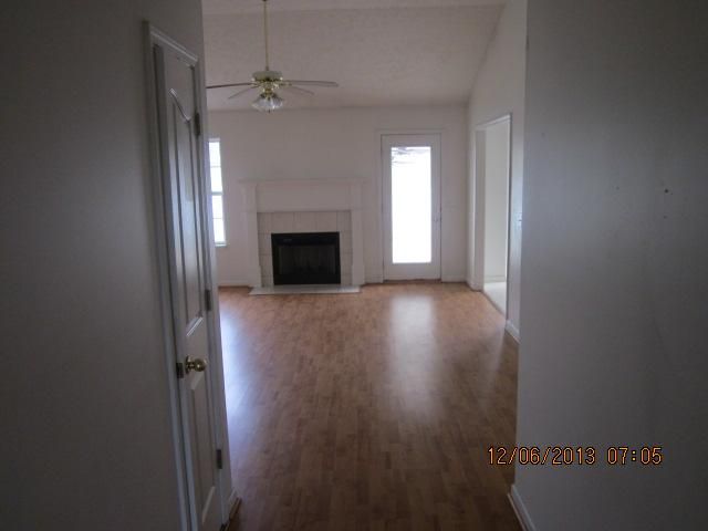 3034 Holsted Dr, Murfreesboro, TN 37128