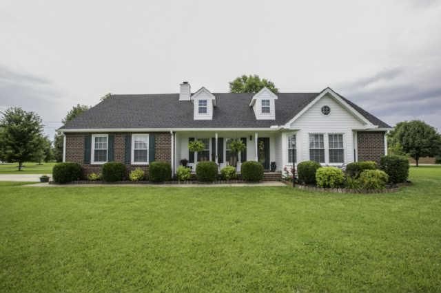 1938 Ivy Glen Dr, Murfreesboro, TN 37128