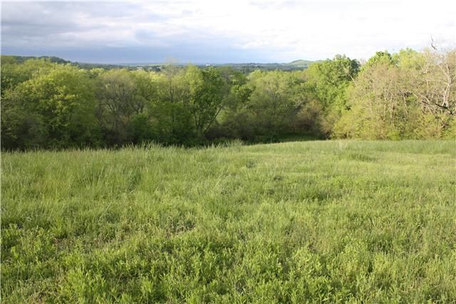3704 Campbellsville Pike, Columbia, TN 38401