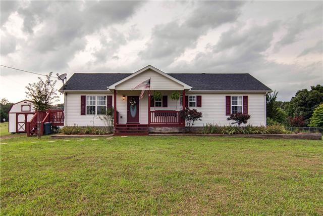 378 Howard Rd, White Bluff, TN 37187