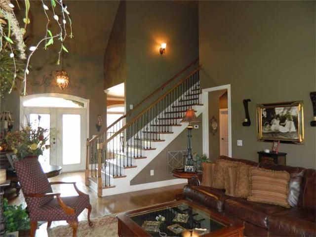 2020 Stonebrook Cir, Mount Juliet, TN 37122